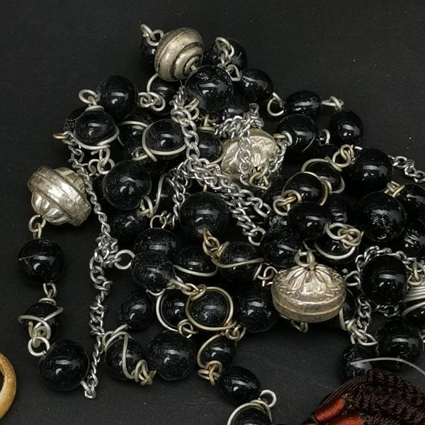 ⑦ ST2 large amount Vintage [1.4kg old necklace beads accessory ] handicrafts hand made remake parts .. antique old tool summarize 