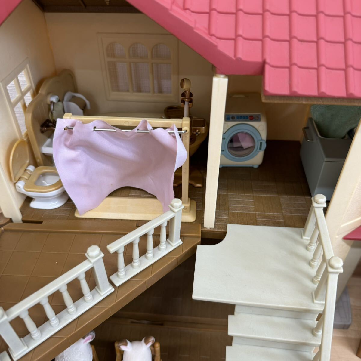 シルバニアファミリー あかりの灯る大きなお家 おとまりファミリーコテージ ギフトセット 小物 人形 まとめエポック社 おもちゃ の画像5