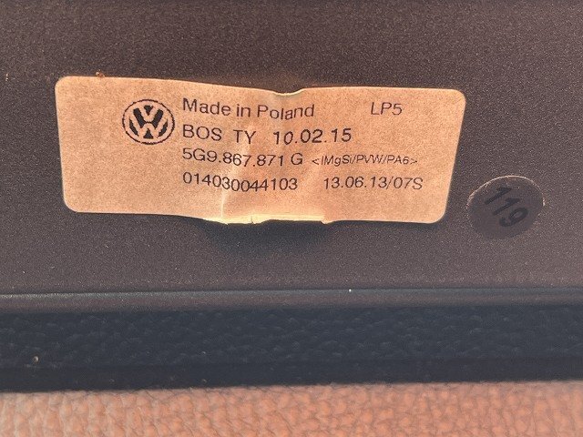 ■ VW ゴルフ7 ヴァリアント 5G 2015年 AUCHP ブラインドカバー/トノカバー 5G9867871G (在庫No:517510) (7565) ※_画像6
