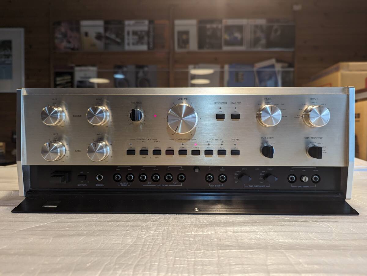 Accuphase Accuphase C-200X control amplifier 