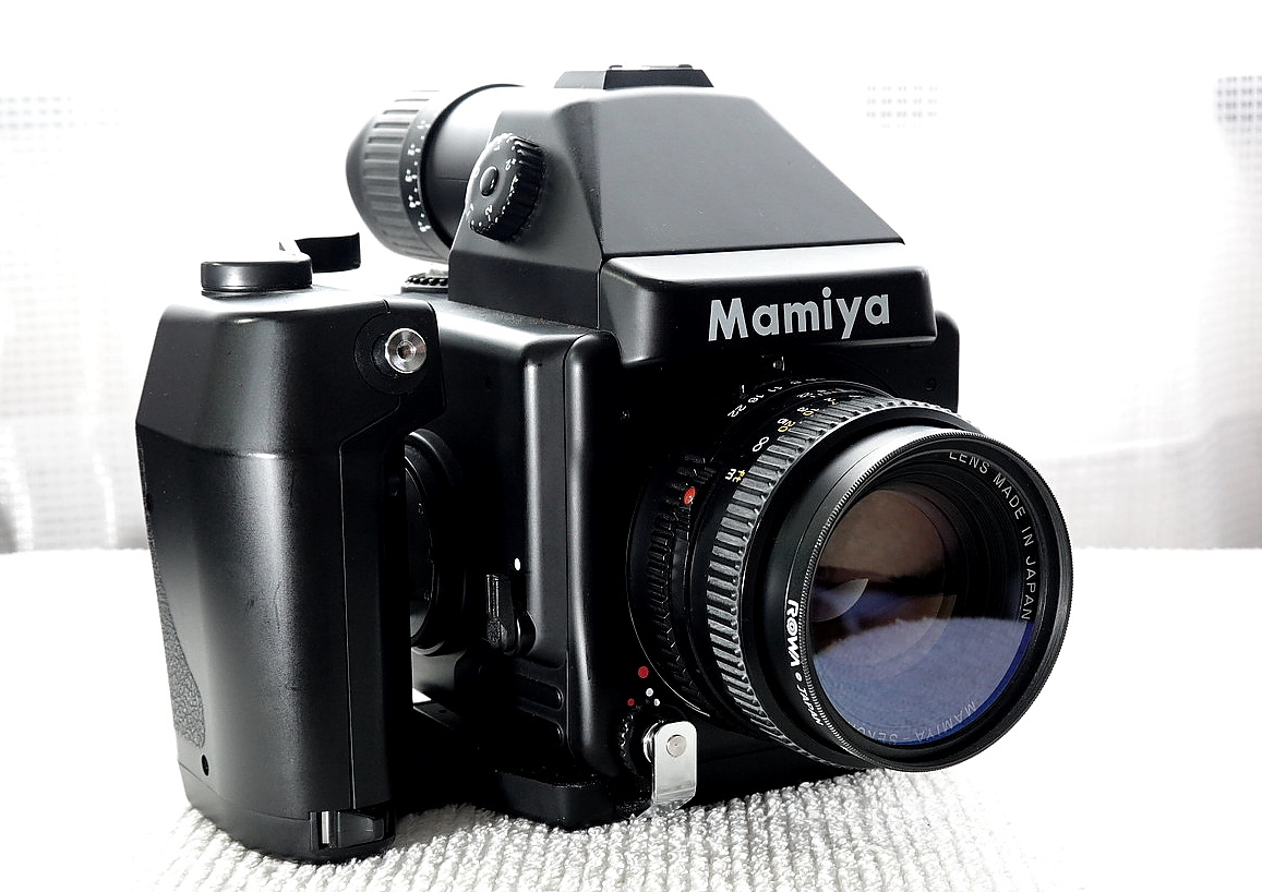■MAMIYA マミヤ 645E ＋ MAMIYA SEKOR 80mm f2.8 +フィルムマガジン2個他 ■ の画像2
