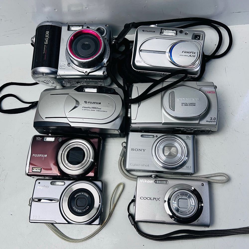 デジカメ 8台セット まとめ売り SONY CASIO Nikon coolpix SANYO FUJIFILM FinePix BIGJOB OLYMPUS コンパクトデジタルカメラ _画像1