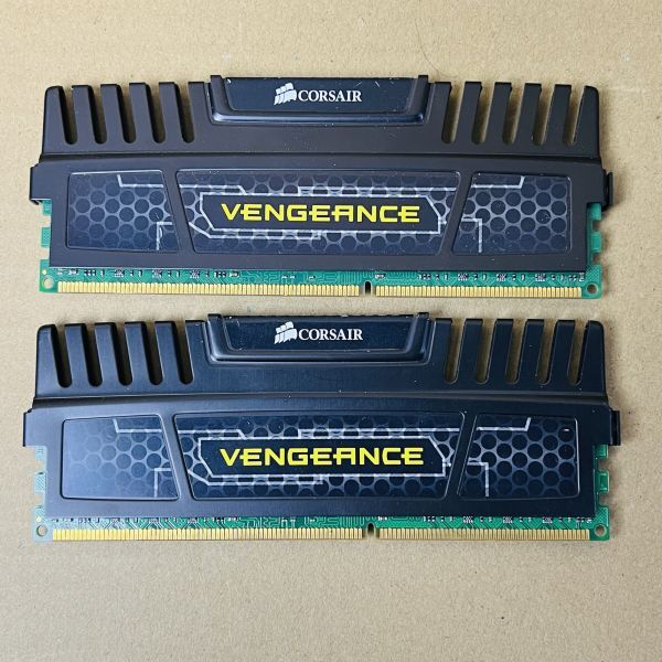 合計16GB 8GB 2枚 CORSAIR VENGEANCE DDR4-1600 PC4-12800 1.5V CMZ16GX3M2A1600C10 デスクトップ PC メモリ_画像1