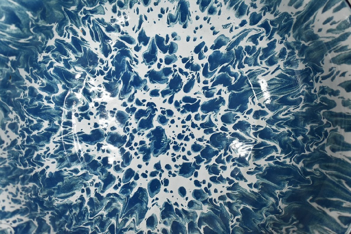 竜B773◆昭和レトロ 琺瑯 ホーロー マーブル柄 洗面器 手洗い 桶 ボウル 直径28cm 青 ブルー アンティーク ヴィンテージの画像3