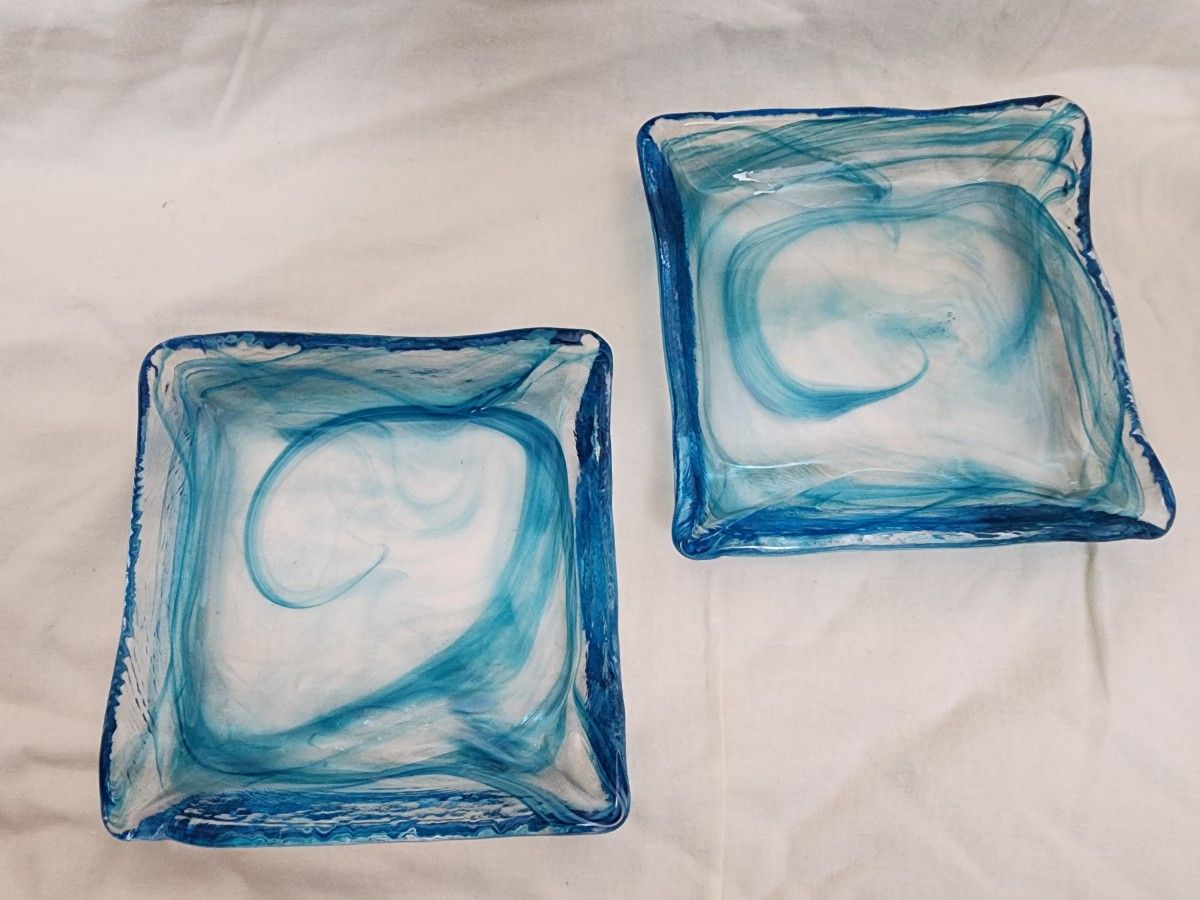 和食器 角皿 小皿 レトロ モダン　青風　ガラス　水菓子　デザート　琉球　２枚セット