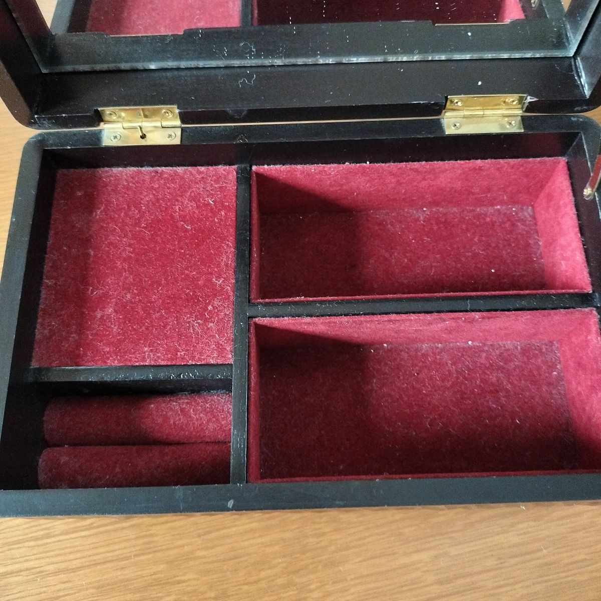 鎌倉彫り宝石箱オルゴール付き 