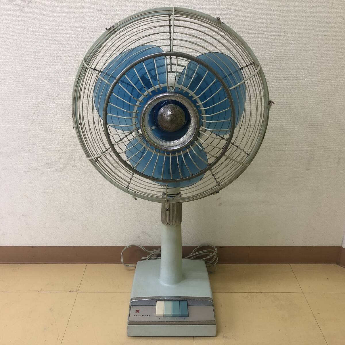 LA039126(051)-301/AK0【名古屋から家財便また引取り】National ナショナル ELECTRIC FAN TYPE 30SD 30cm 扇風機の画像1