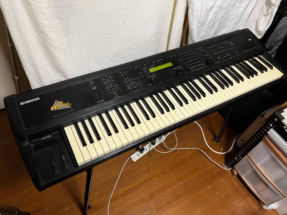 動作確認済 出音正常 難有り品 ENSONIQ MR-76【エンソニック】【シンセ】【DTM】【76鍵】【ピアノ鍵盤】【小室哲哉】の画像1