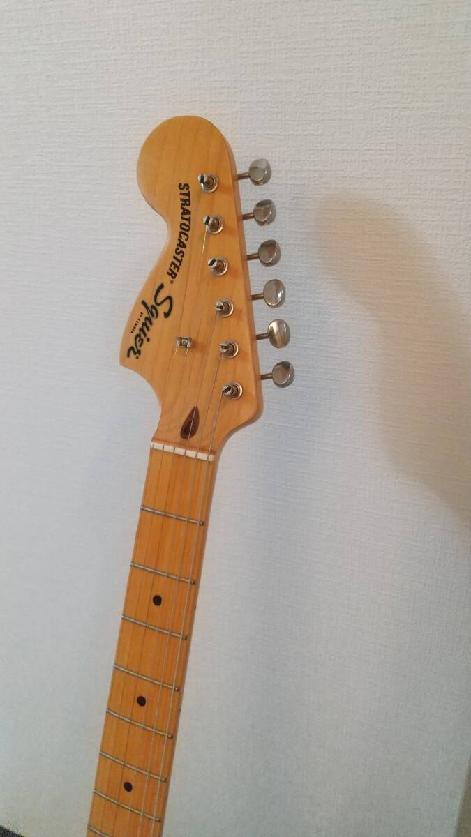 Squier by Fender エレキギター Classic Vibe 70s Stratocaster HSS Left-Handed  Maple Fingerboard Black 左利き用の画像4