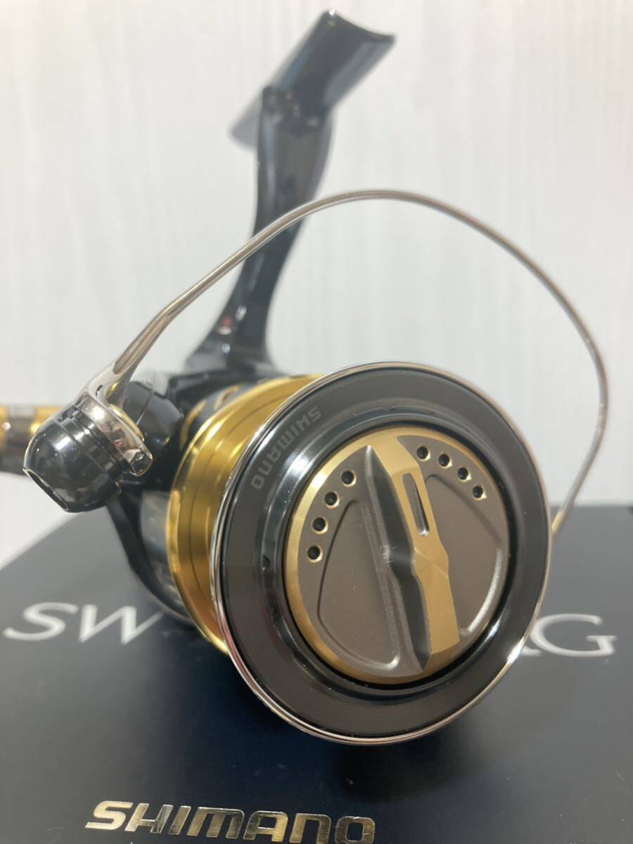 超美品！即決！ SHIMANO シマノ スピニングリール 13ステラSW4000XG 箱付 目立った傷や汚れなしの画像4