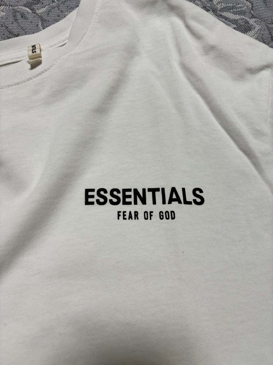 fog essentials エッセンシャルズ　Tシャツ