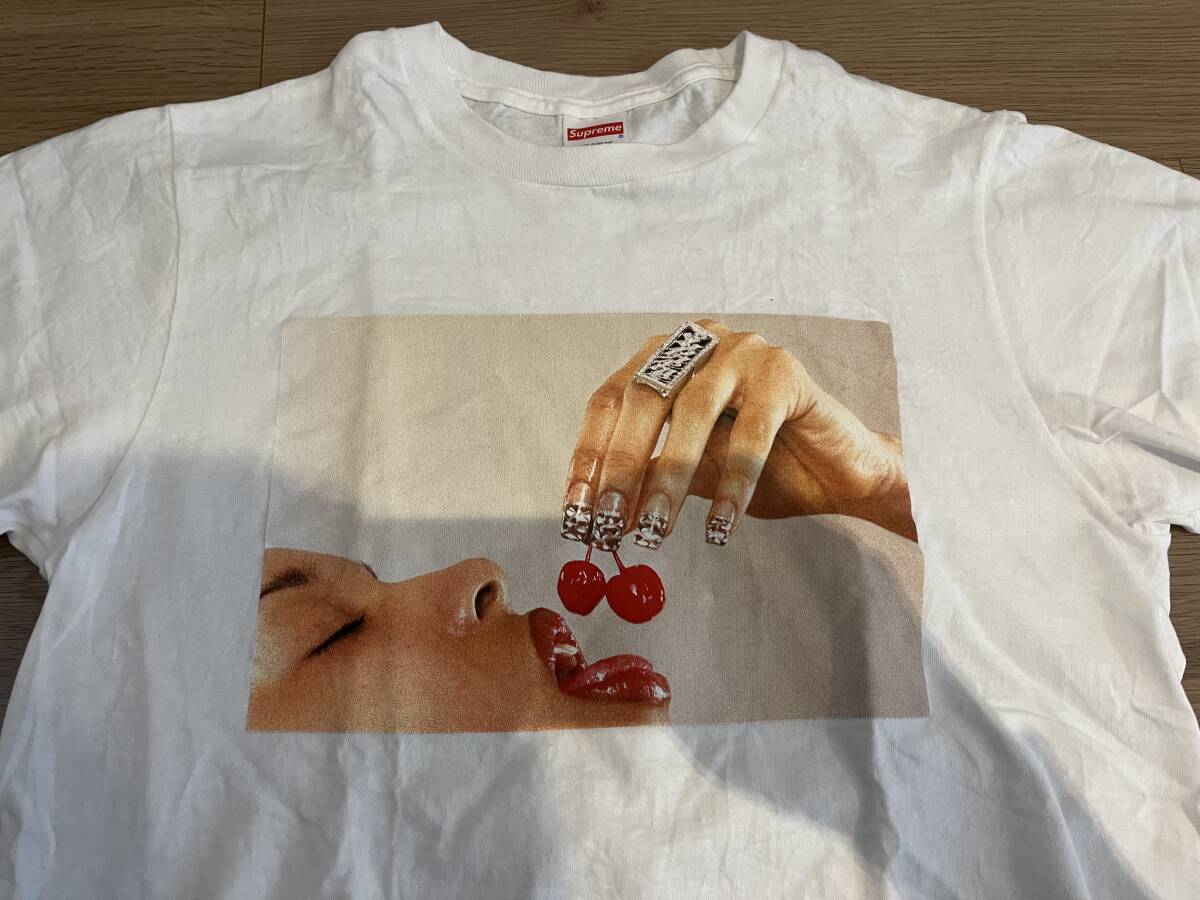 正規品 supreme シュプリーム Cherries Tee チェリー Tシャツ 20SS Sサイズの画像1