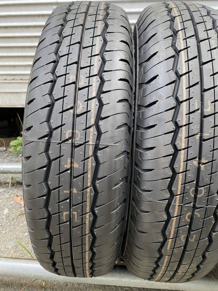 新車外し 195R15 Dunlop 2022年製 4本 セット ハイエース_画像2