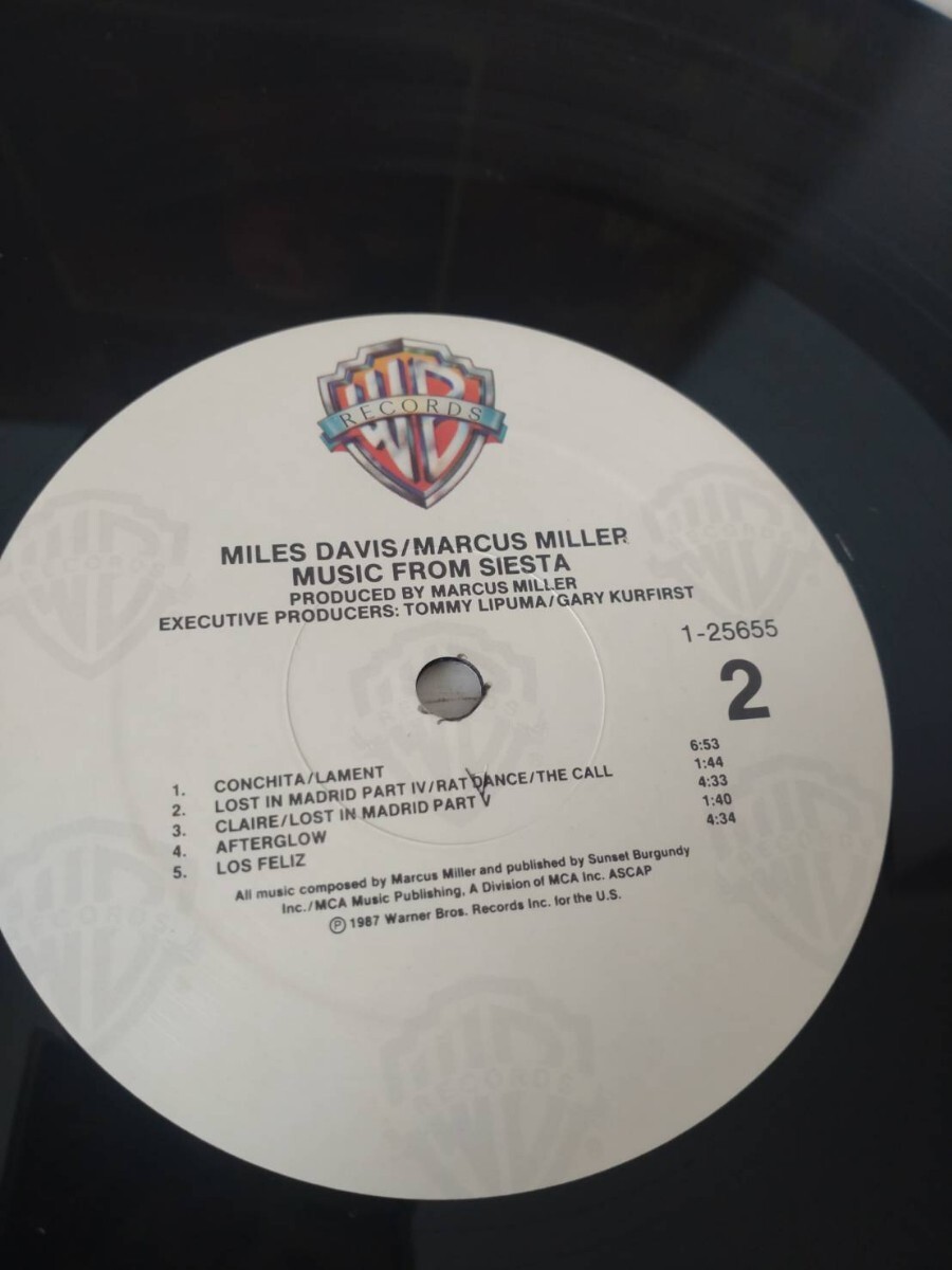 【シュリンク付きUS盤LPレコード】Miles Davis / Marcus Miller/ Music From Siesta/ Warner/ 9 25655-1/晩年のマイルス_画像5