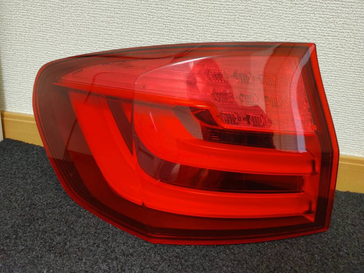 BMW F11 5シリーズ ツーリング 純正 LED テールライト テールランプ アウター側 左右 4個 セット 2012年 動作OK_画像4