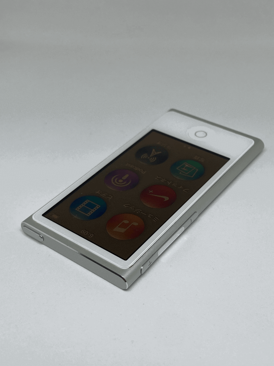 【新品バッテリー交換済み nanoシリーズ最終モデル】 Apple iPod nano 第7世代 16GB シルバー 中古品 【完動品 生産終了品 1円スタート】の画像5