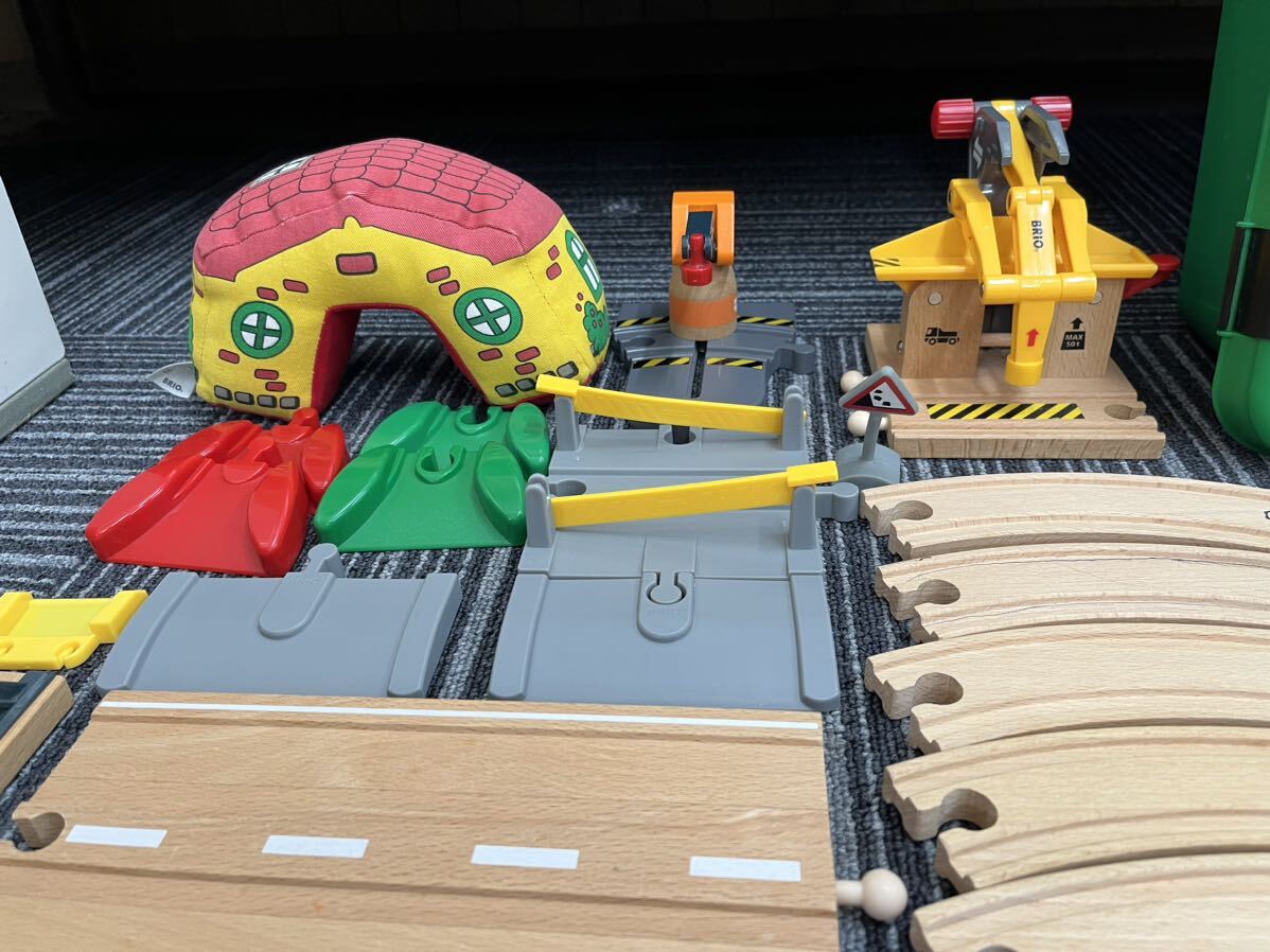 BRIO yellowtail o toy summarize wooden rail . car roadbed railroad vehicle wooden toy toy child child K-0415-04