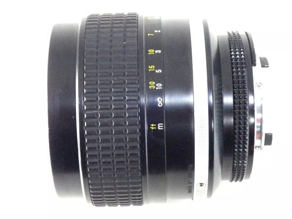 送料無料! Nikon Ai-s NIKKOR 85mm f1.4 MF Lens 完動 美品 人気 ニコン 望遠 単焦点 大口径 レンズ カメラ Camera AIS 一眼レフ Portlaitの画像4