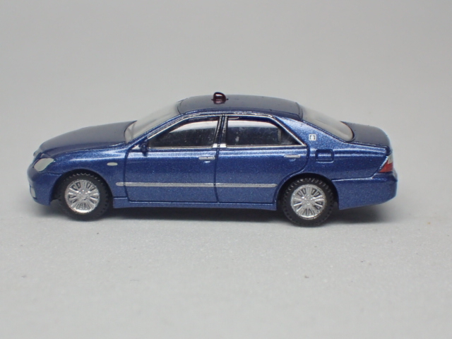 カーコレクション 基本セットJ2  ばらし W124 トヨタ クラウン 覆面パトカー 紺色 の画像5