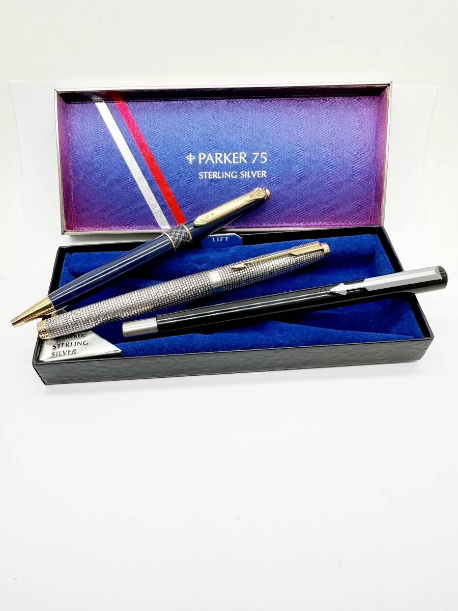 PARKER パーカー ＃75 シズレ STERLING SILVER 万年筆おまけ付きバーバリボールペン 箱あり と。。。。_3点です