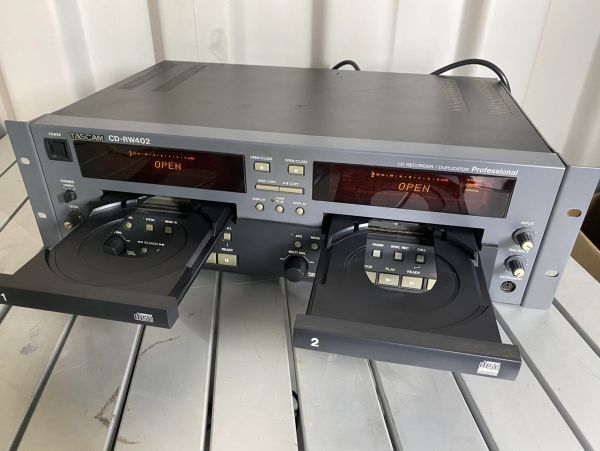 TASCAM タスカム 業務用CDレコーダー CDプレイヤー CD-RW402 CDRWデッキ 音響機器 オーディオ機器の画像2
