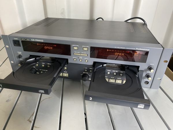 TASCAM タスカム 業務用CDレコーダー CDプレイヤー CD-RW402 CDRWデッキ 音響機器 オーディオ機器