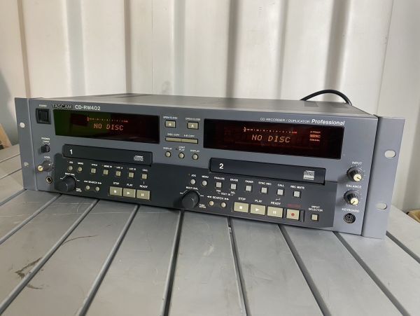 TASCAM タスカム 業務用CDレコーダー CDプレイヤー CD-RW402 CDRWデッキ 音響機器 オーディオ機器の画像1