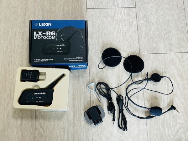 良品 LEXIN LX-R6 MOTOCOM バイク インカム 元箱付 ヘルメット レキシン マイク