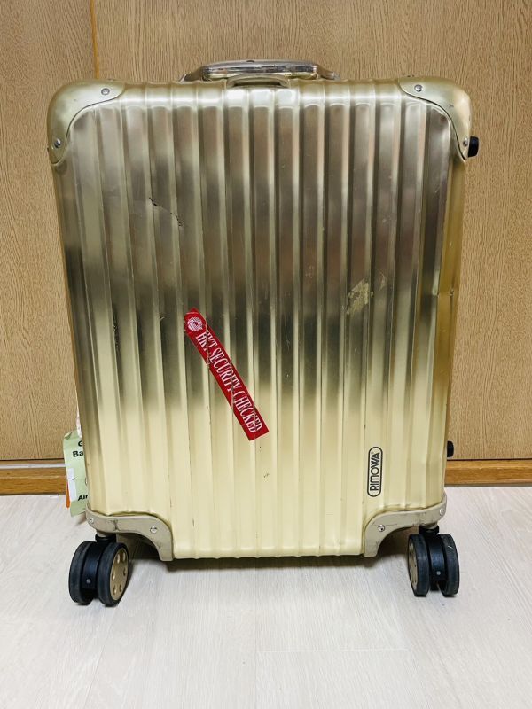 希少 レア RIMOWA リモワ トパーズ TOPAS ゴールド 45L 4輪ダブルキャスター スーツケース キャリーバッグ 機内持ち込みサイズ_画像2