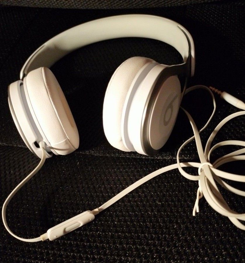 Beats EP (white) ヘッドホン