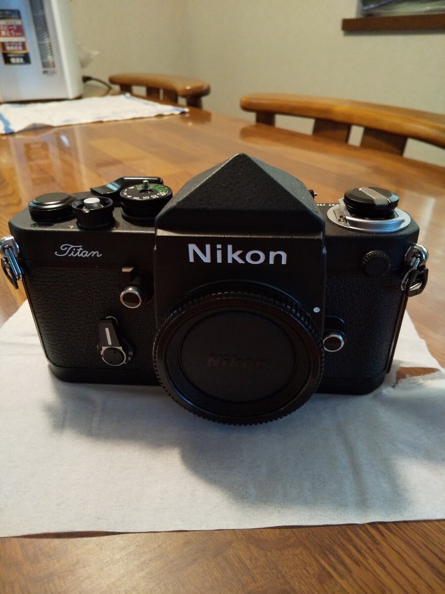 Nikon ニコンF2 チタン 美品 50mm F1.8レンズ付きの画像1