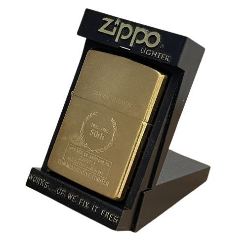 ★【ZIPPO/ジッポ―】SOLID BRASS 50th 1932-1982/ソリッドブラス 50周年 1996年製 ケース付き 喫煙具 喫煙グッズ コレクション★15047_画像1