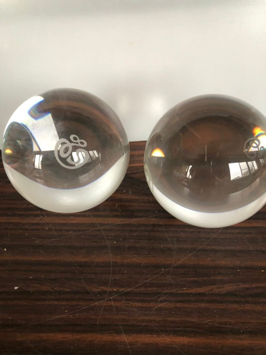 G517 送料無料　水晶玉 クリスタルボール 透明ボール　玉　2個　置物　美品_画像4