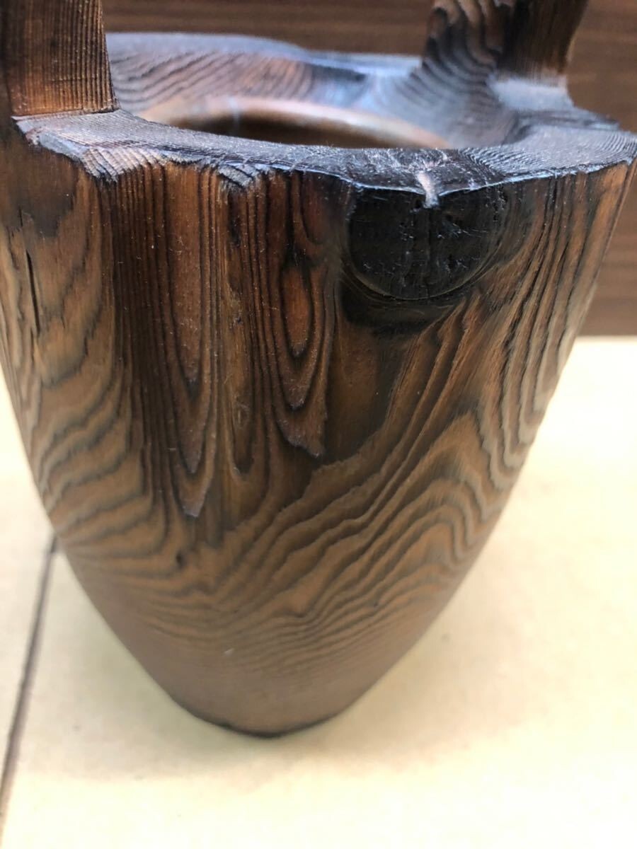 HG428 送料無料　手桶型 花入 くり貫き 銅製筒入 天然木 花器 花瓶 建水　伝統工芸_画像5
