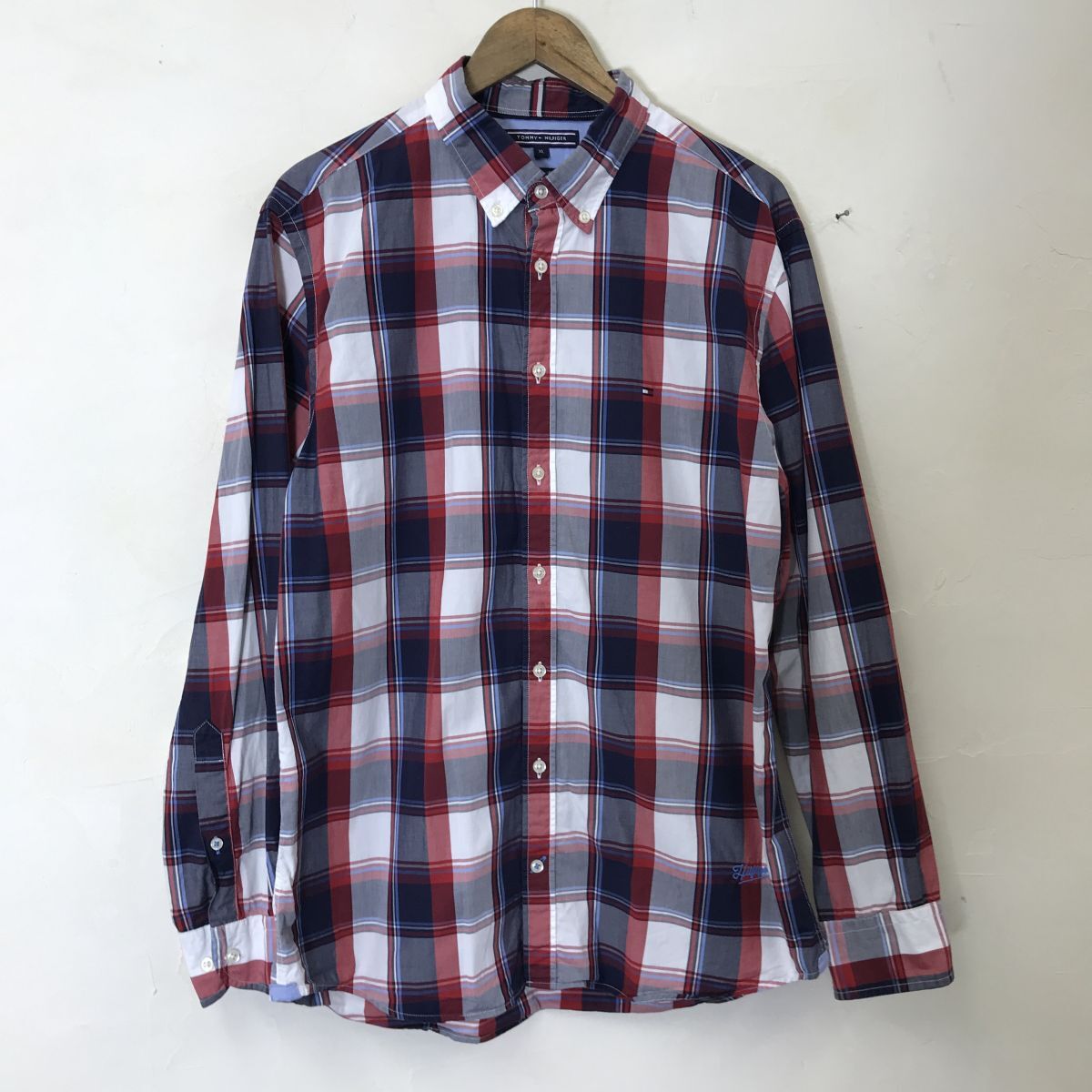 A333-W◆TOMMY HILFIGER トミーヒルフィガー チェックシャツ 長袖 ボタンダウン レギューラーフィット メンズ◆size:XL レッド系 コットン_画像2