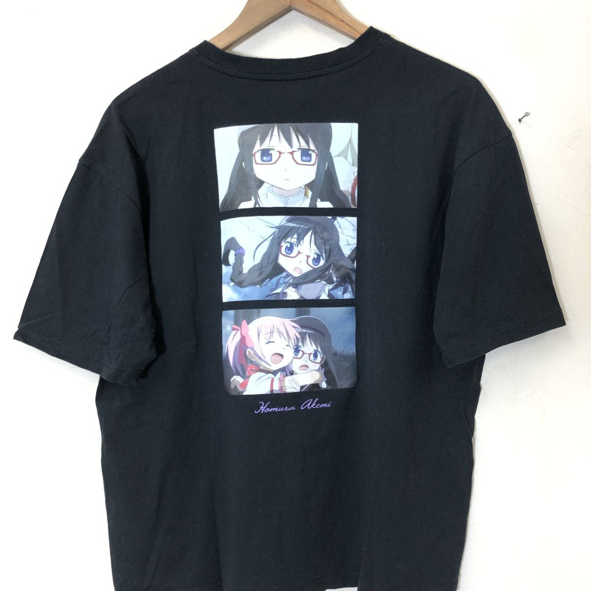 A1142-F◆ 魔法少女まどかマギカ 暁美ほむら 半袖Tシャツ カットソー ◆ sizeM-L コットン100 ブラック 古着 ユニセックス 春夏_画像2