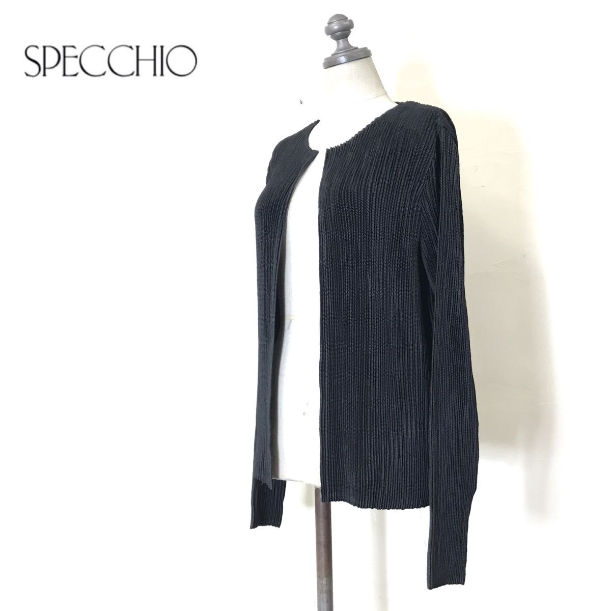 A1083-D◆美品◆ SPECCHIO スペッチオ プリーツジャケット ノーカラー レディース 前開き ◆size40 ブラック 黒 ポリエステルの画像1