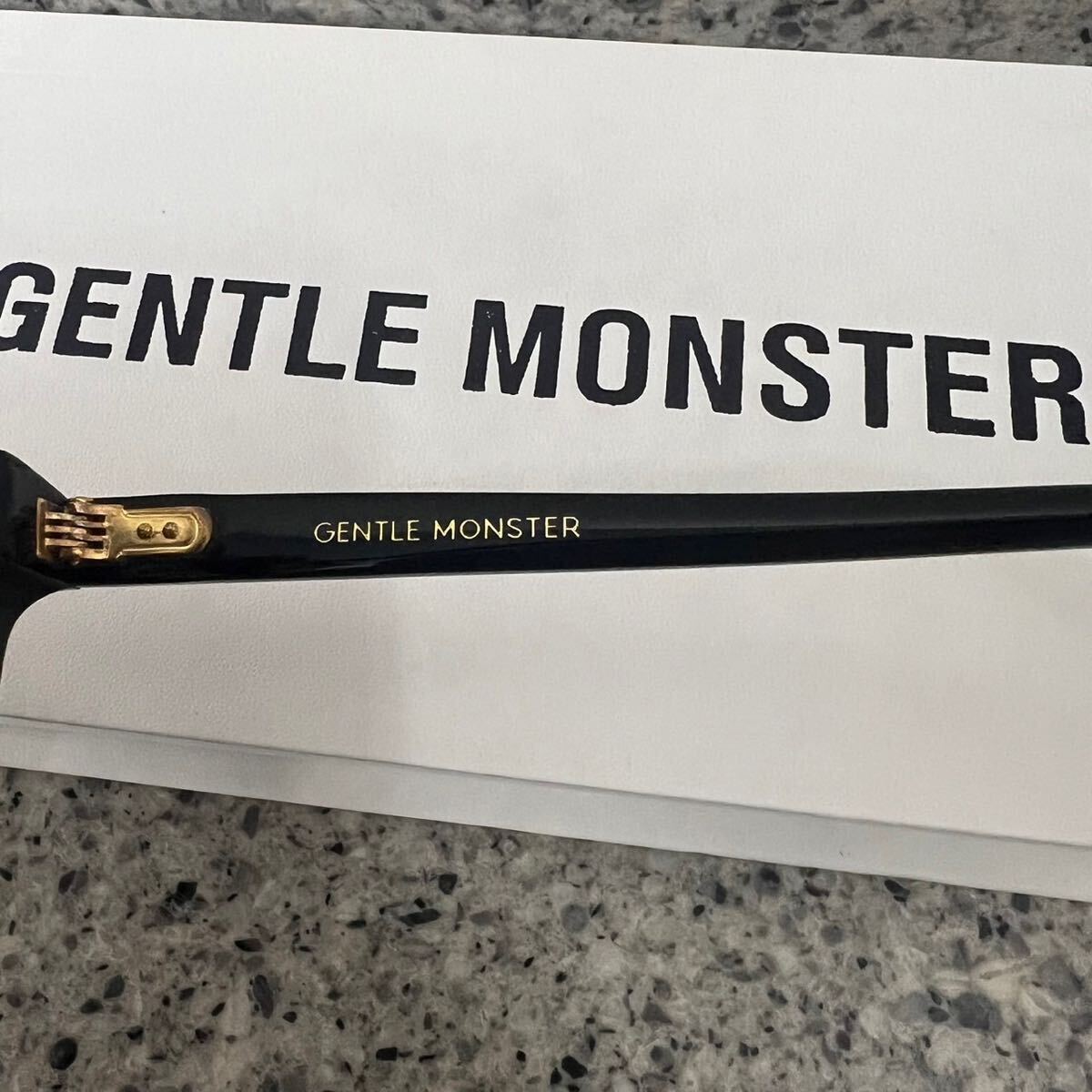 Gentle Monster ジェントルモンスター south side サングラス メガネ 韓国 KPOPクリアースケルトン透明の画像4