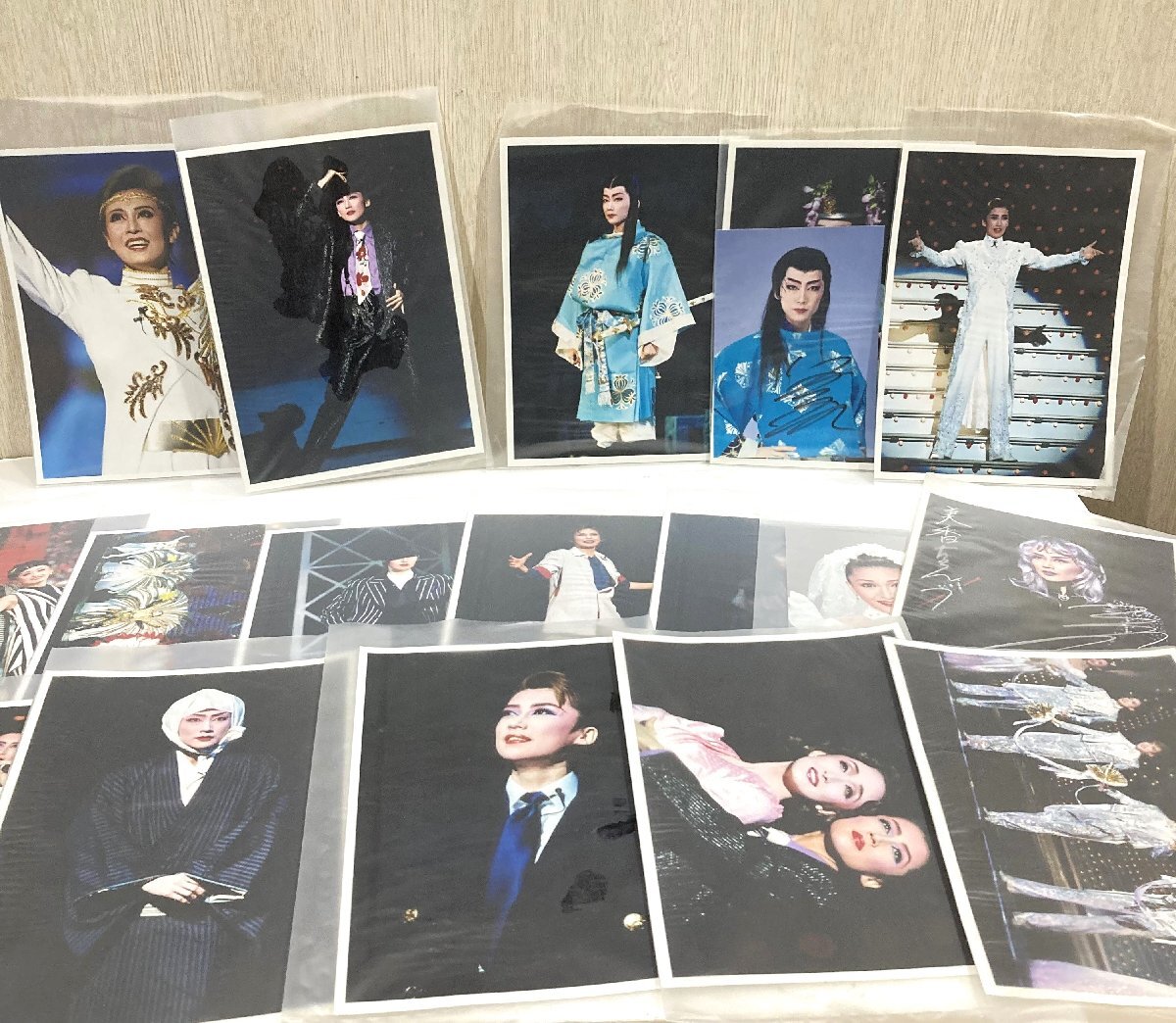 【76】⑤ 1円～ 宝塚歌劇 写真 等 おまとめ 宝塚 TAKARAZUKA 価値の分かる方必見 宝塚グッズ