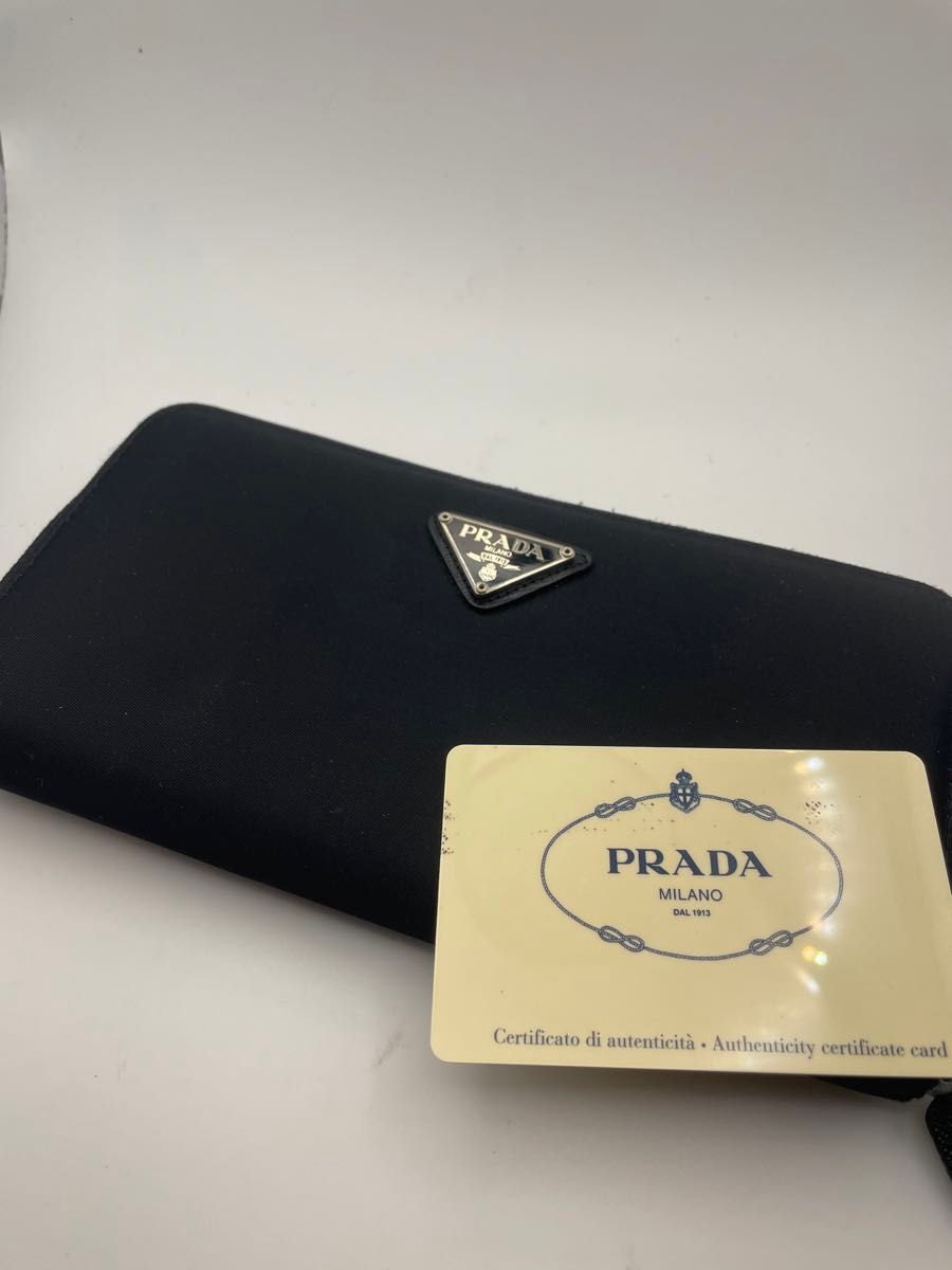 PRADA　プラダ　ラウンドファスナー　長財布　ナイロン　三角ロゴ　ユニセックス