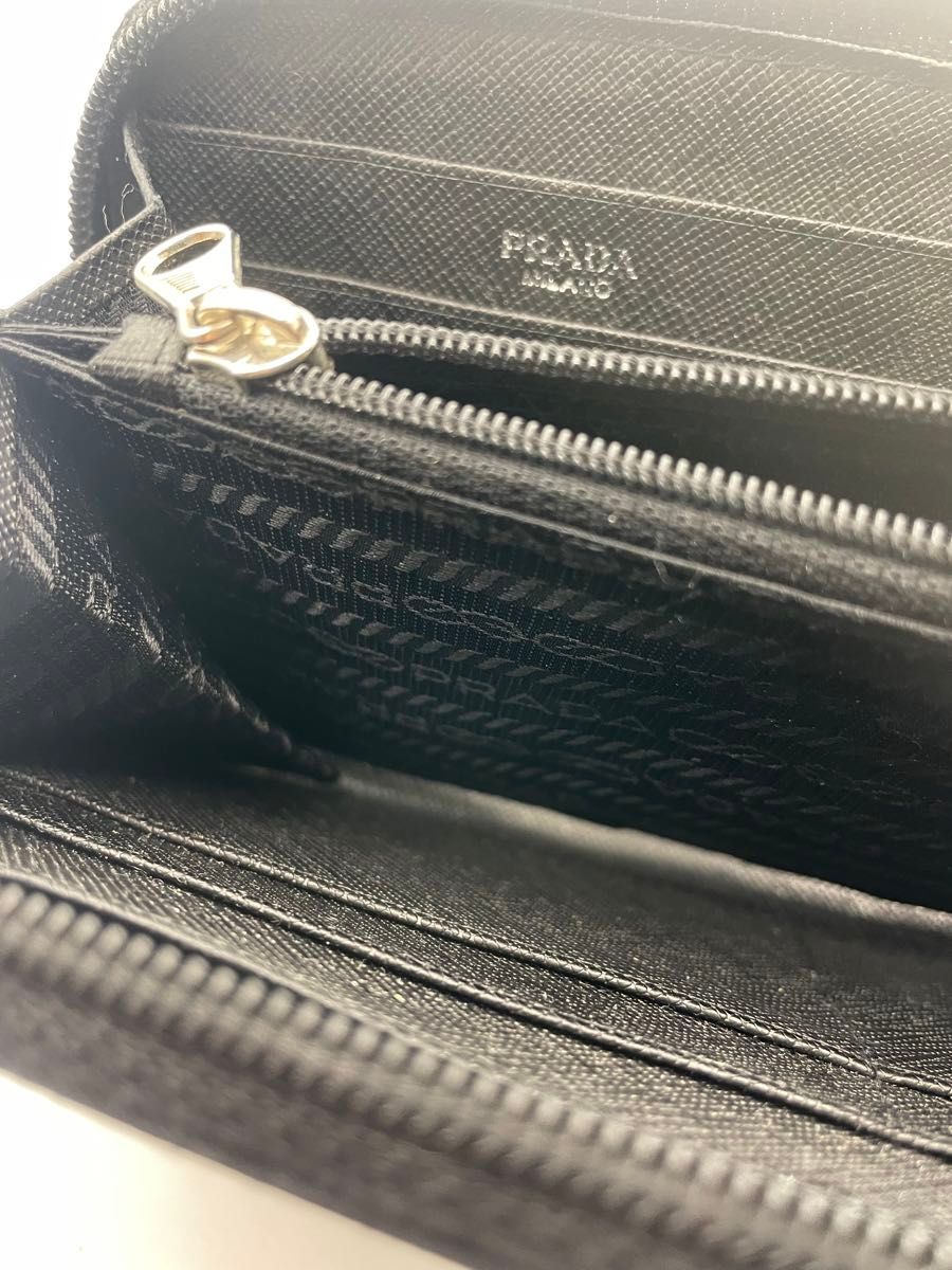 PRADA　プラダ　ラウンドファスナー　長財布　ナイロン　三角ロゴ　ユニセックス