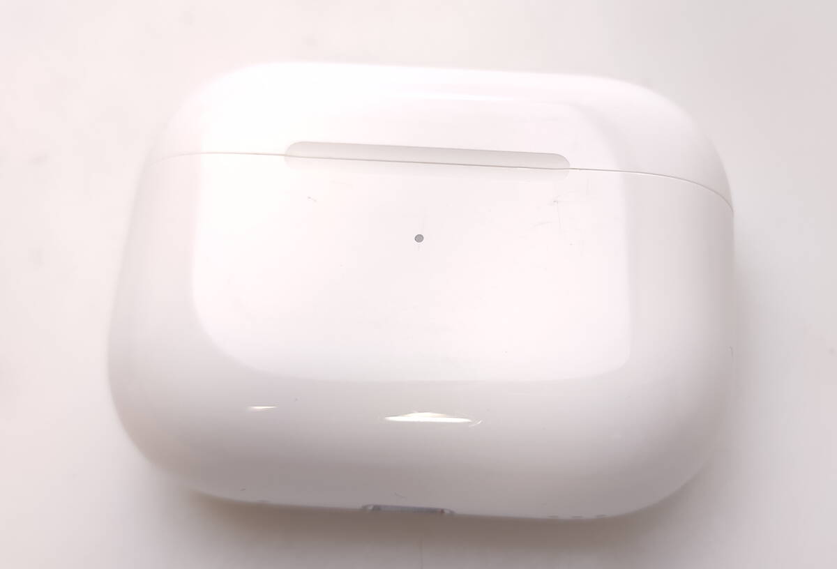 AirPods Pro 第2世代 MQD83J/A 美品中古 A2698 A2699 A2700の画像1