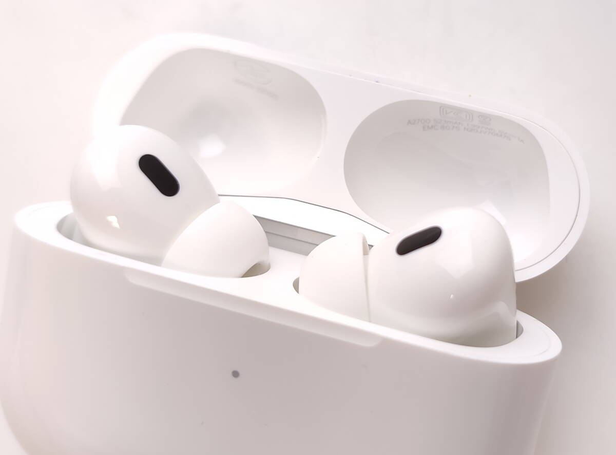 AirPods Pro 第2世代 MQD83J/A 美品中古 A2698 A2699 A2700の画像3