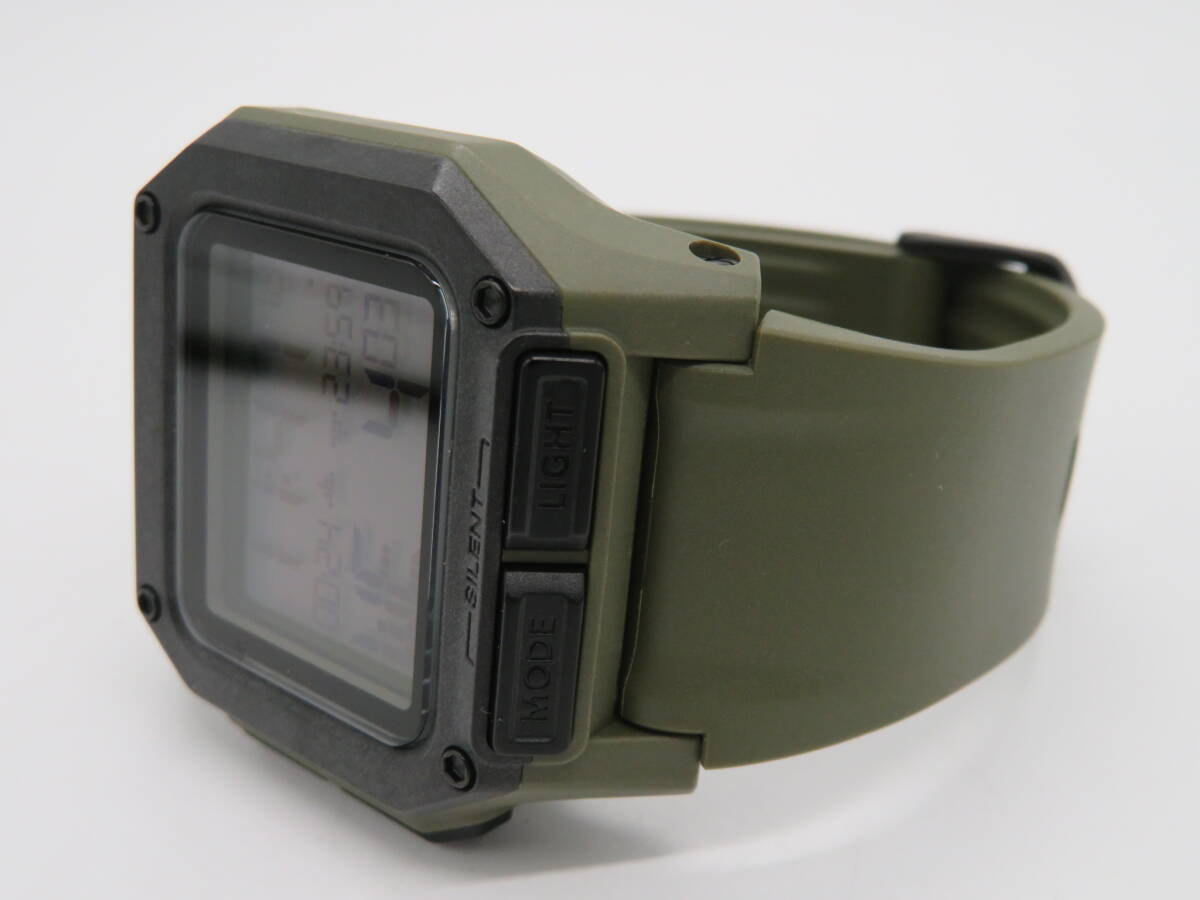 NIXON(ニクソン）THE REGULUS 腕時計 中古品 F3ー6A の画像2