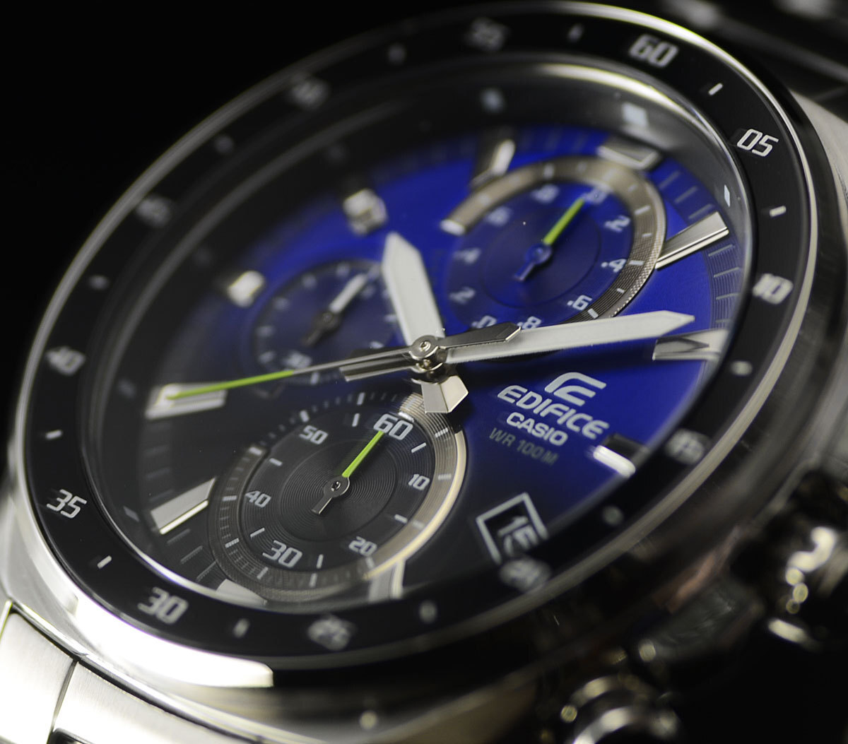 新品1円 カシオ逆輸入EDIFICEエディフィス欧米モデル ブルーグラデーション 100m防水 クロノグラフ 腕時計 未使用 CASIO メンズの画像3