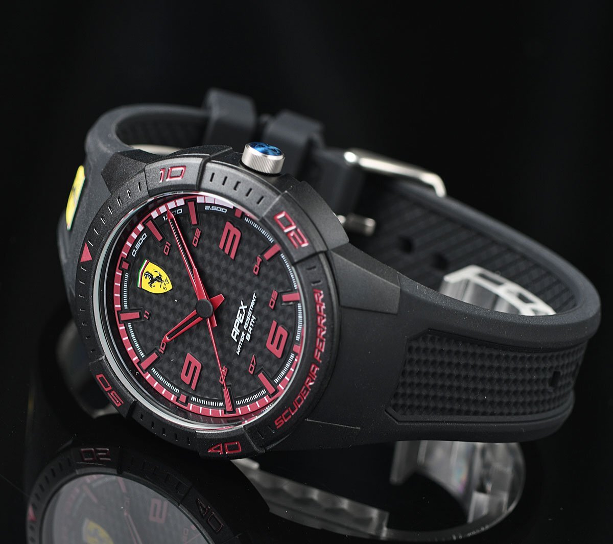 新品1円 フェラーリ公式 ブラック＆レッド 軽量モデル 30m防水 スクーデリア SCUDELIA FERRARI 腕時計 MOVADO メンズ 未使用の画像3