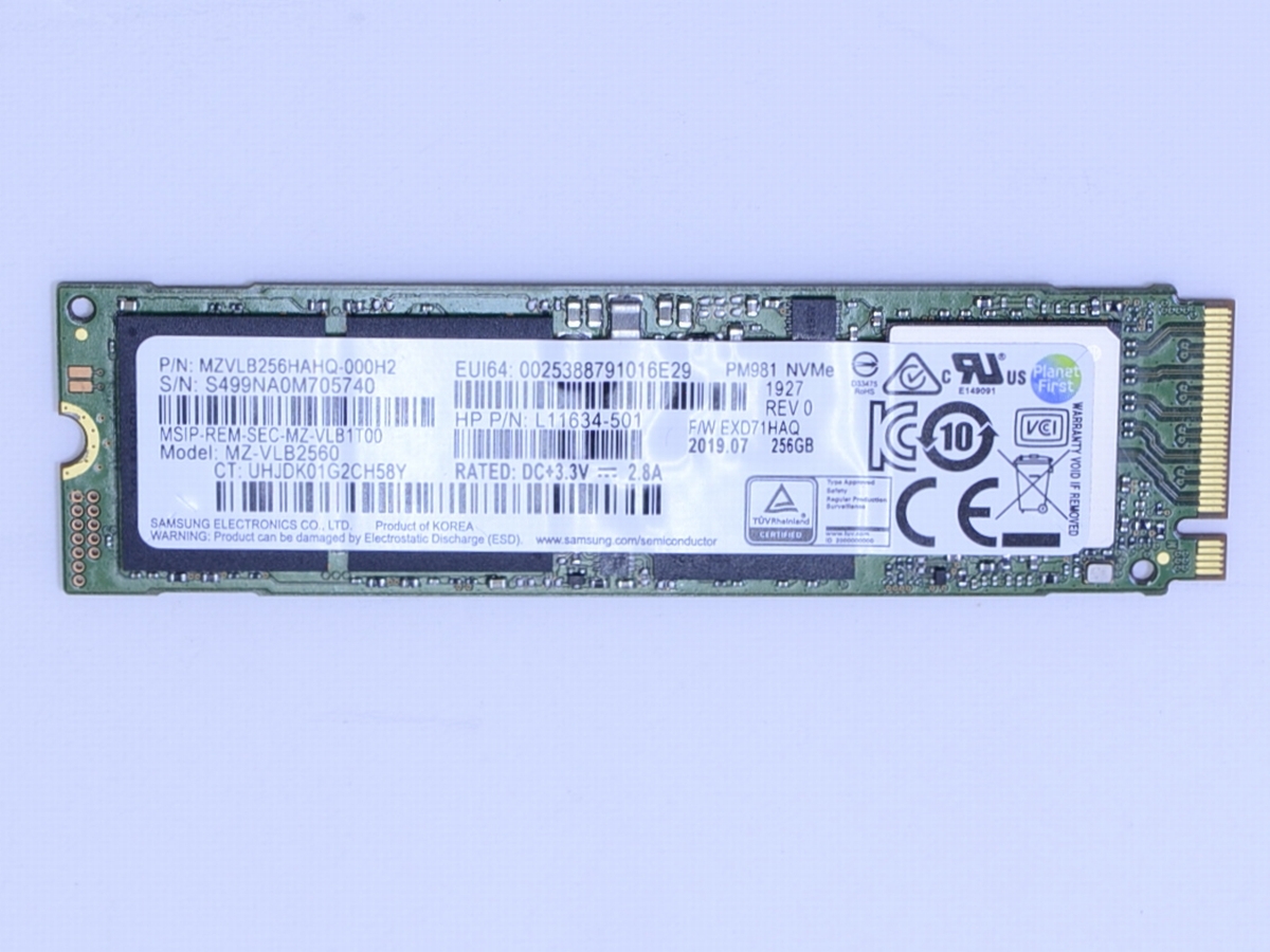 256GB SSD Samsung PM981 MZVLB256HAHQ-000H2 NVMe PCIe M.2 2280の画像1