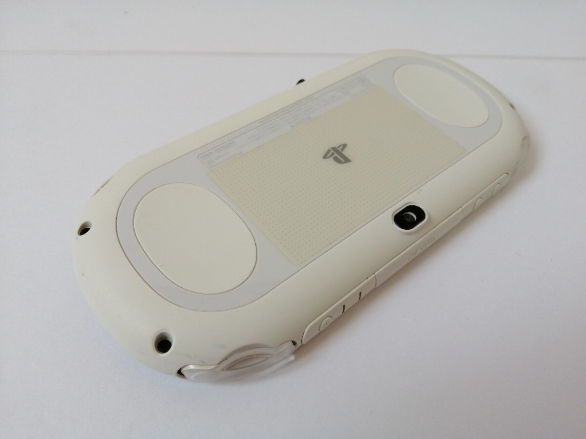 SONY PS Vita 本体 PCH-2000  2台 ジャンクの画像4
