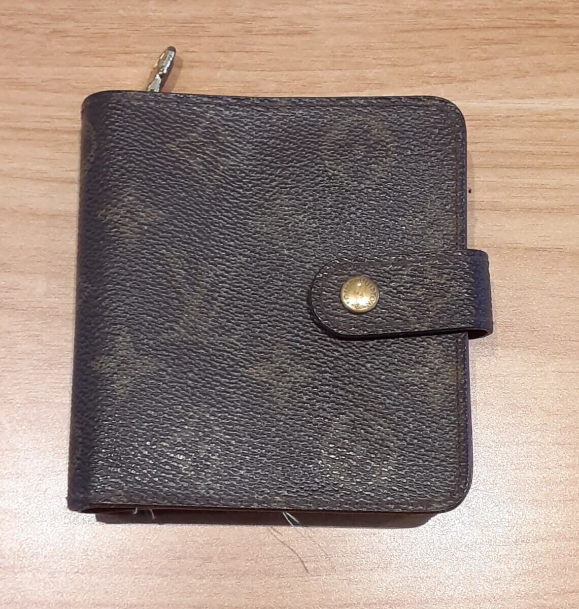 Louis Vuitton コンパクトジップ 財布 二つ折り ルイヴィトン モノグラム LV コレクション_画像1