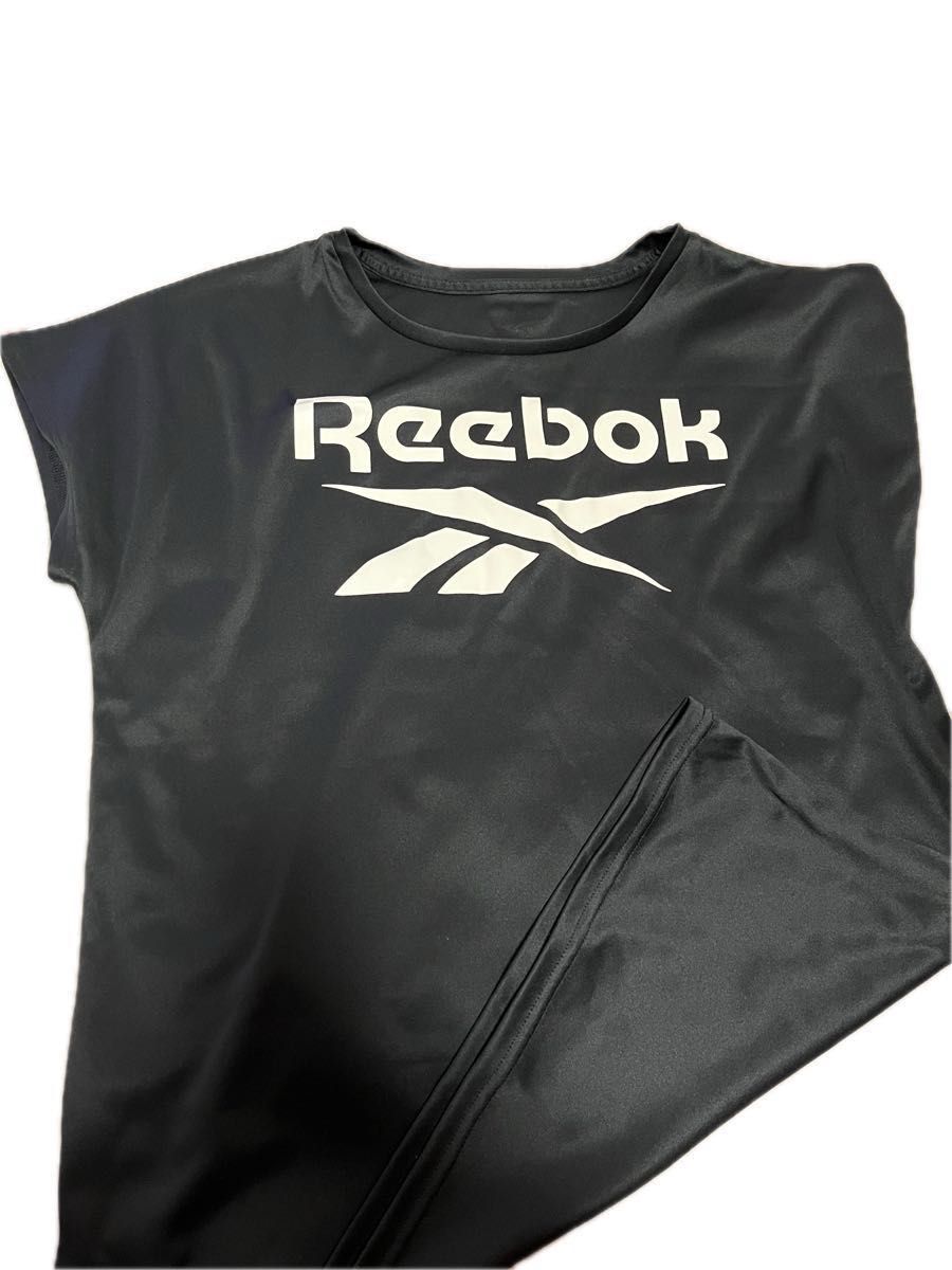 リーボック　Reebok 黒色　Tシャツ　トレーニングシャツ　ジム